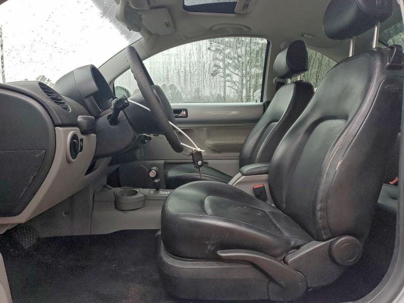 2005 VOLKSWAGEN NEW BEETLE #3308343044