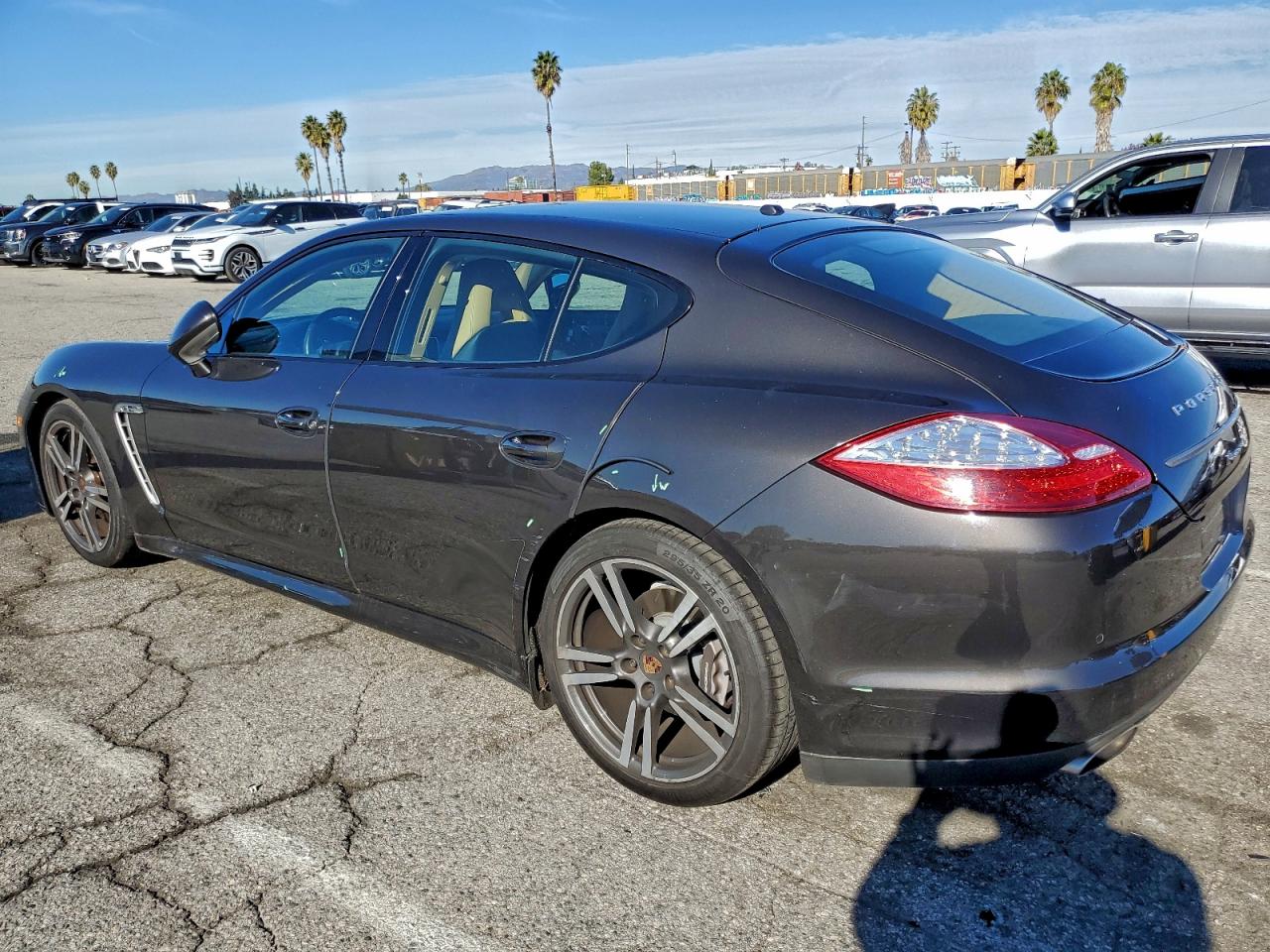 PORSCHE PANAMERA 2