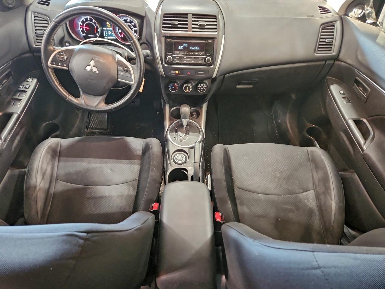 MITSUBISHI OUTLANDER ES