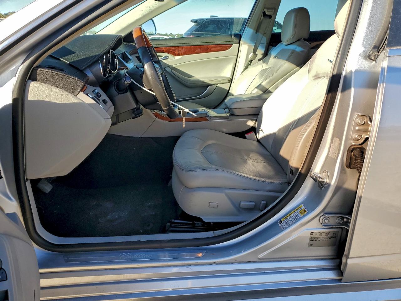 Lot #3315873098 2011 CADILLAC CTS LUXURY