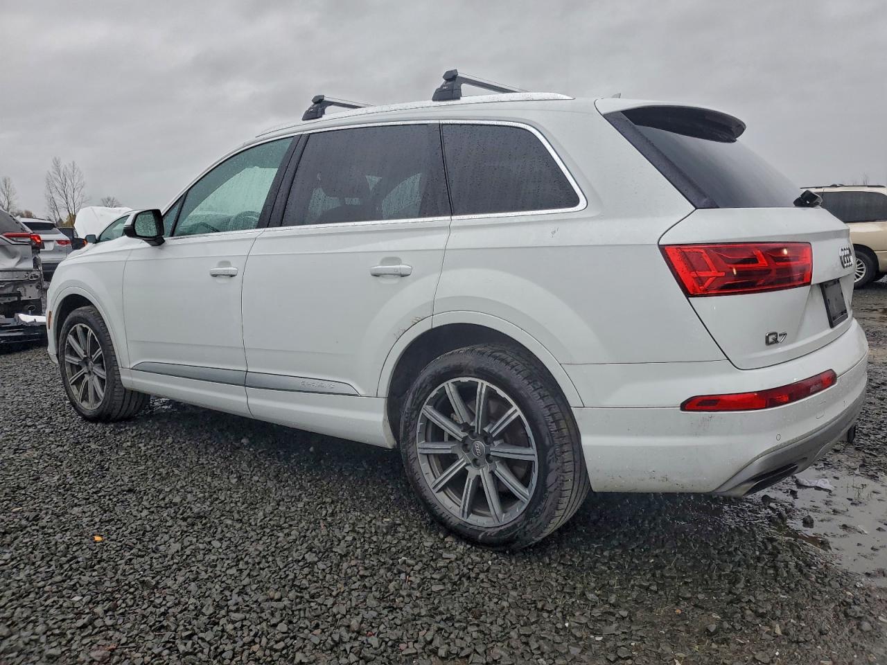AUDI Q7 PREMIUM PLUS