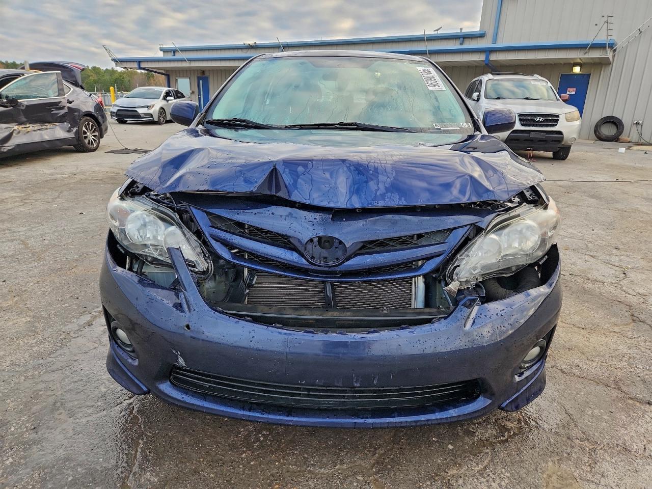 Lot #3311619220 2012 TOYOTA COROLLA BA