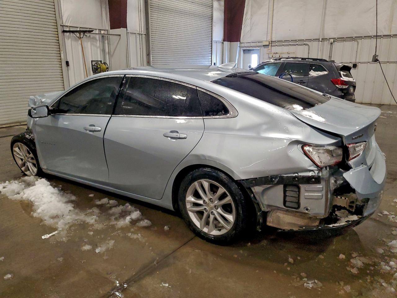 Lot #3319055300 2017 CHEVROLET MALIBU LT