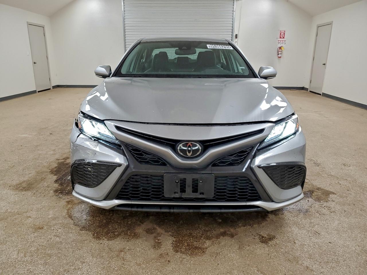 TOYOTA CAMRY XSE
