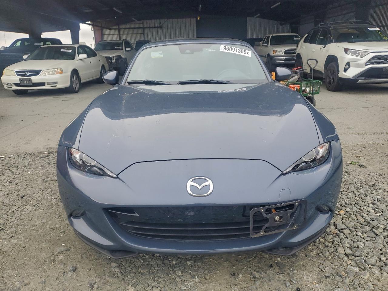 MAZDA MX-5 GRAND TOURING