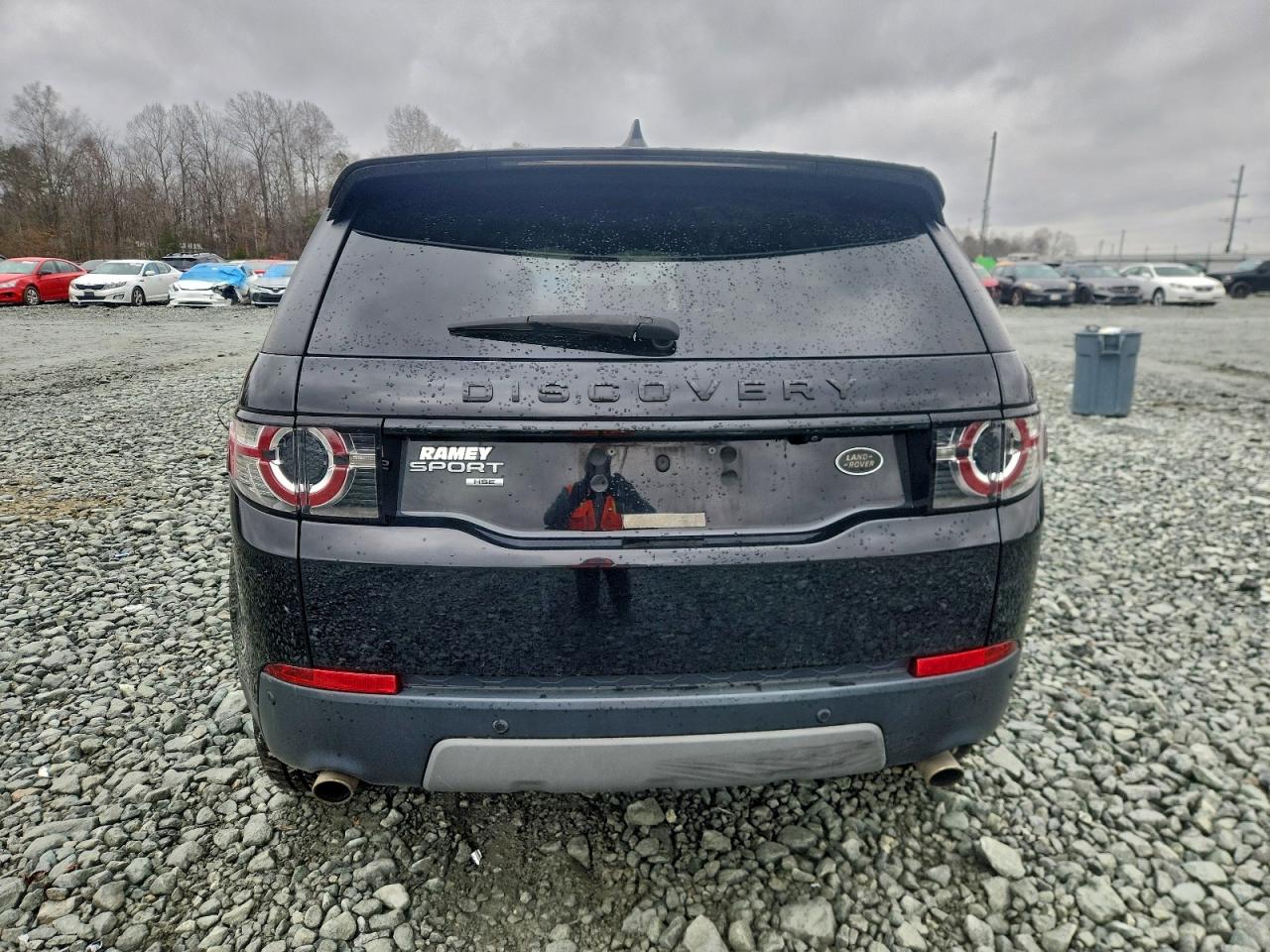 Lot #3311552244 2017 LAND ROVER DISCOVERY