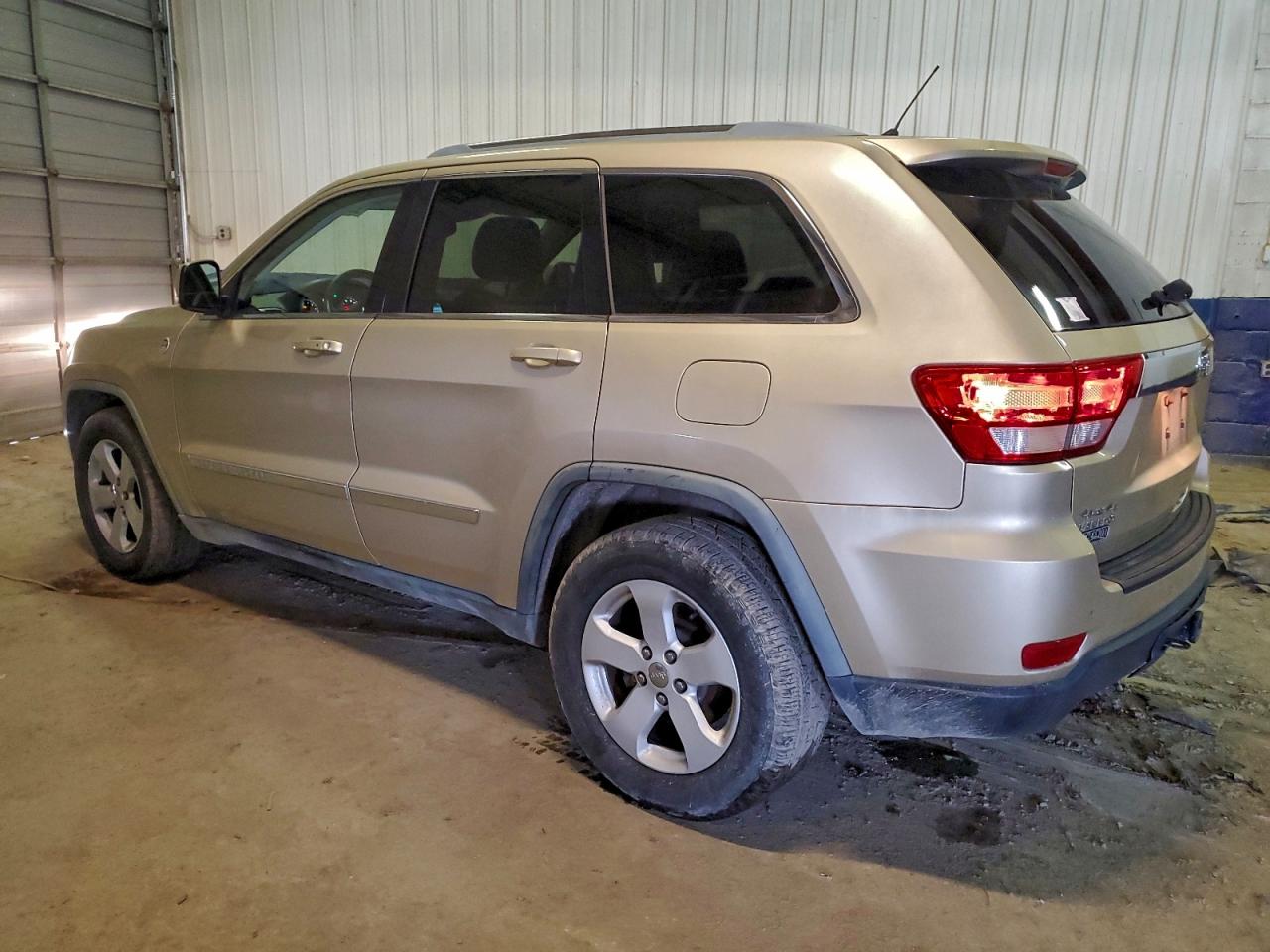 JEEP GRAND CHEROKEE LAREDO