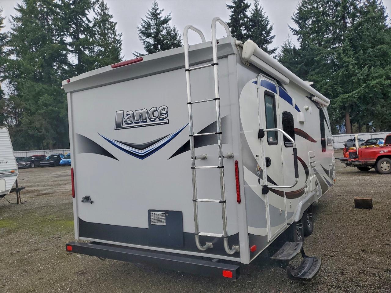 Lot #3311481245 2018 LANCE CAMPER