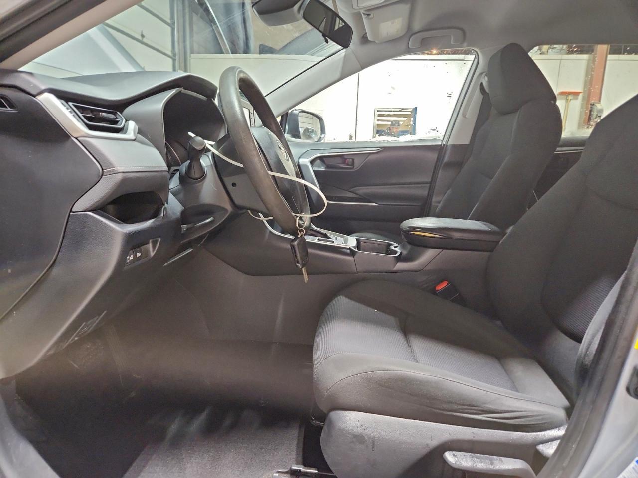 Lot #3310330964 2019 TOYOTA RAV4 LE