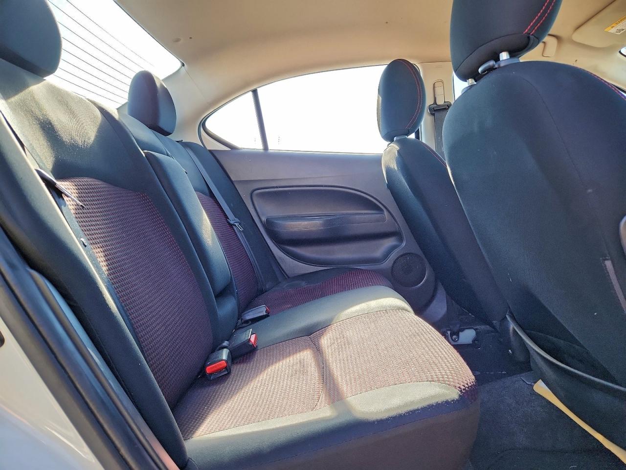 MITSUBISHI MIRAGE G4 ES