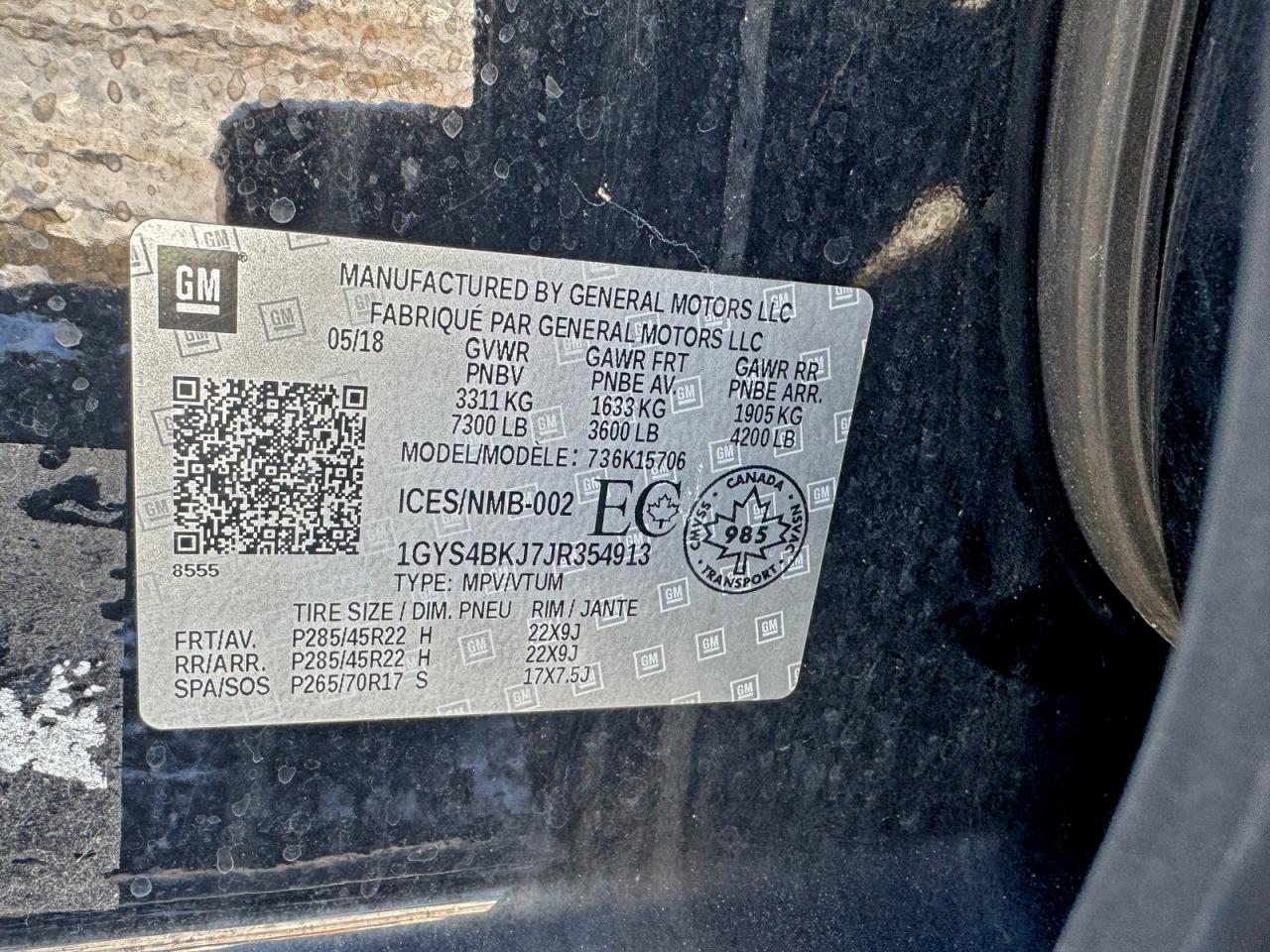 CADILLAC ESCALADE LUXURY