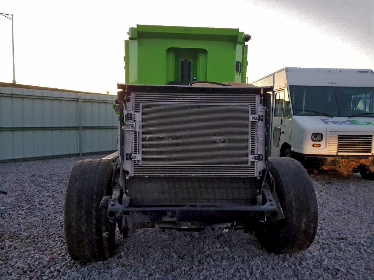 Lot #3302753017 2023 FREIGHTLINER UNKNOWN