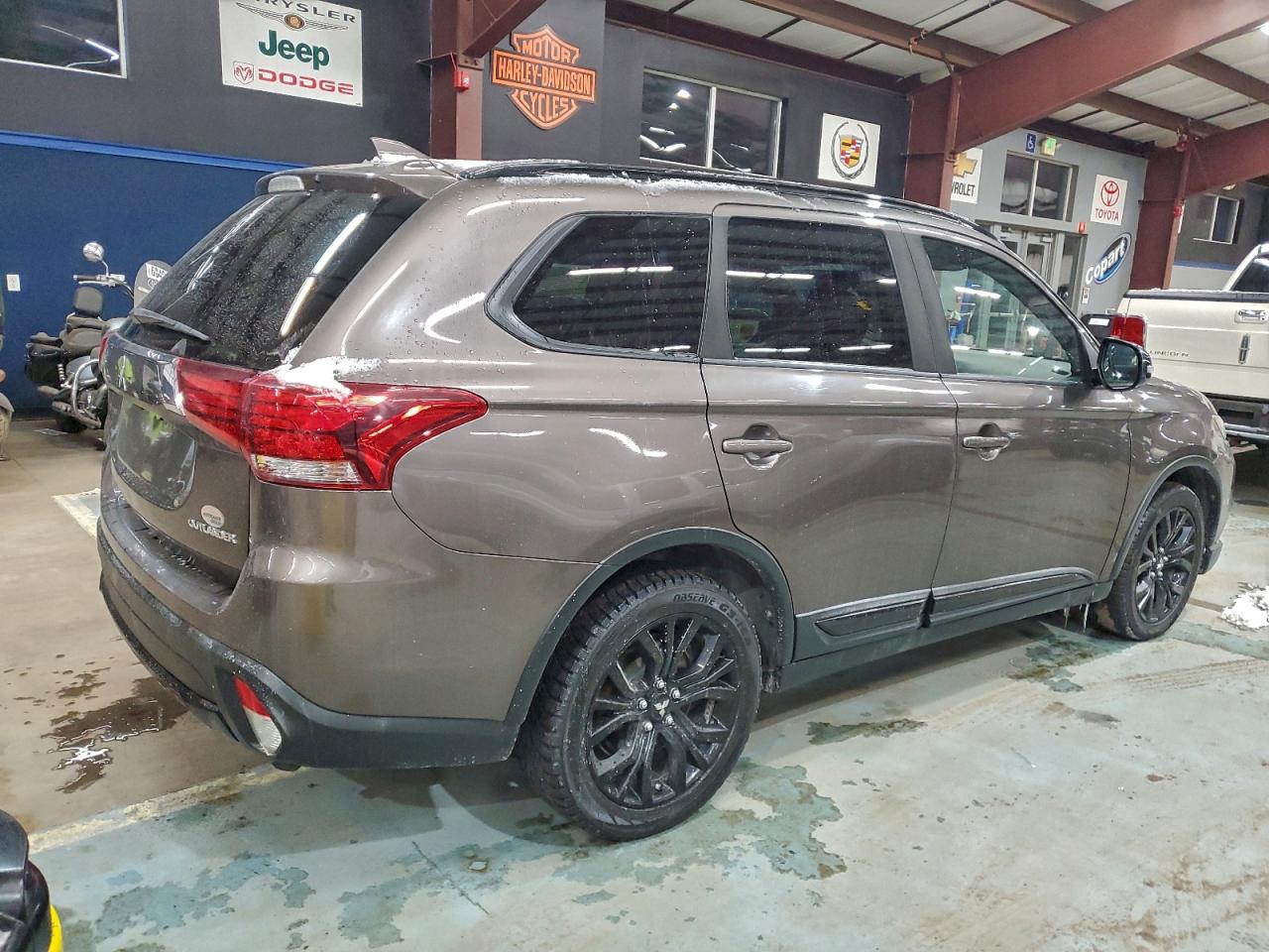 Lot #3316012780 2018 MITSUBISHI OUTLANDER