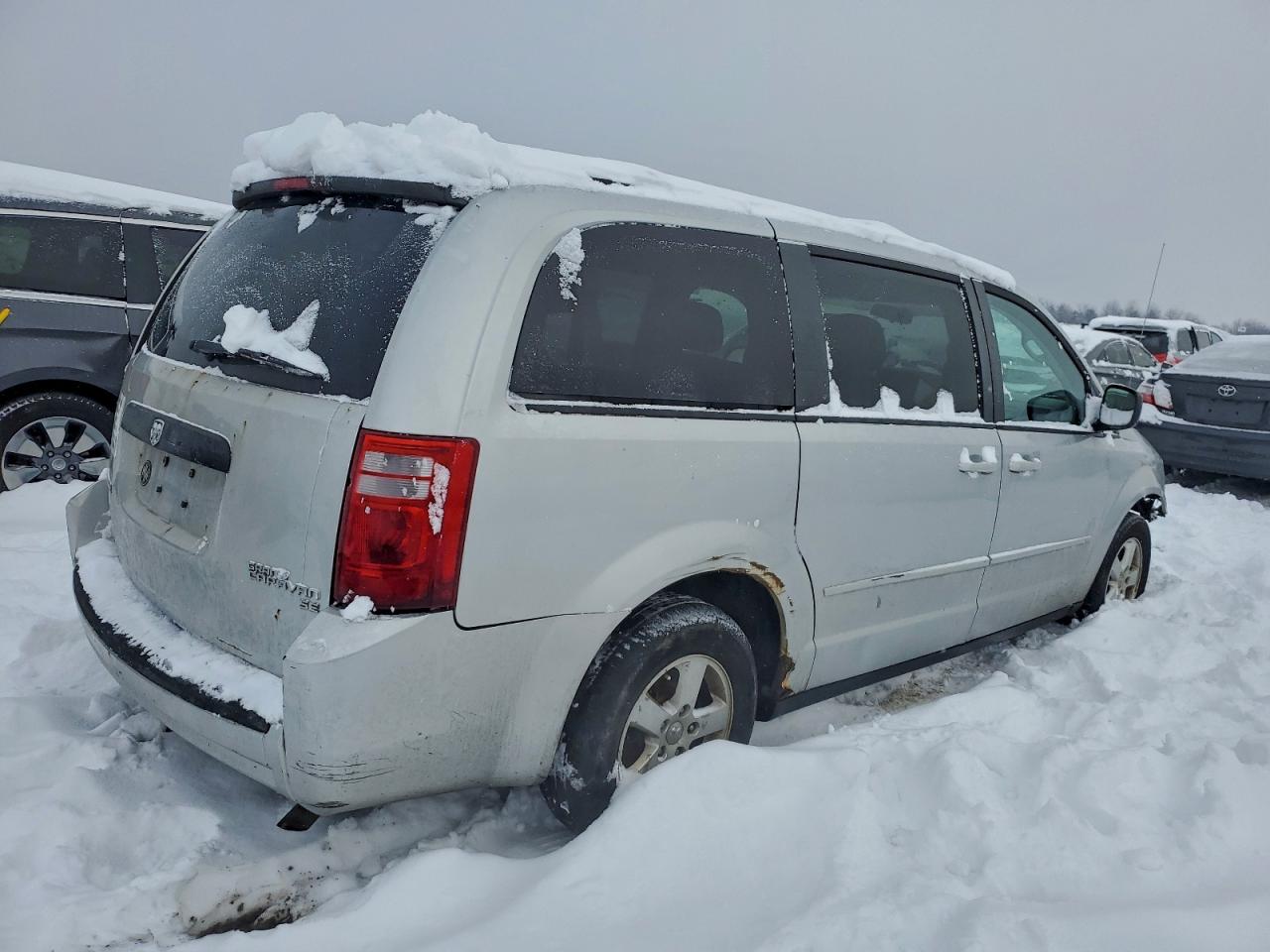 DODGE GRAND CARAVAN HERO