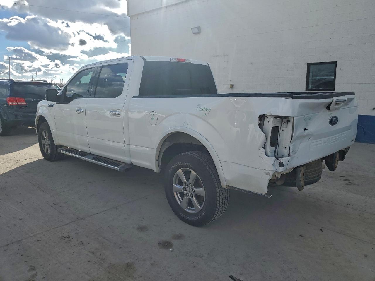 FORD F-150 SUPERCREW