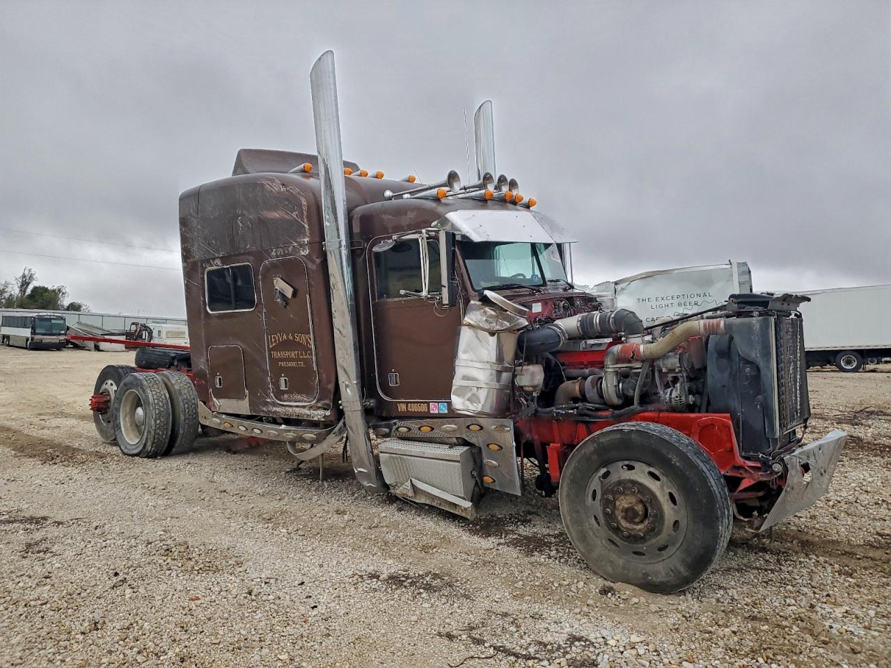 Lot #3308316175 1999 PETERBILT 379