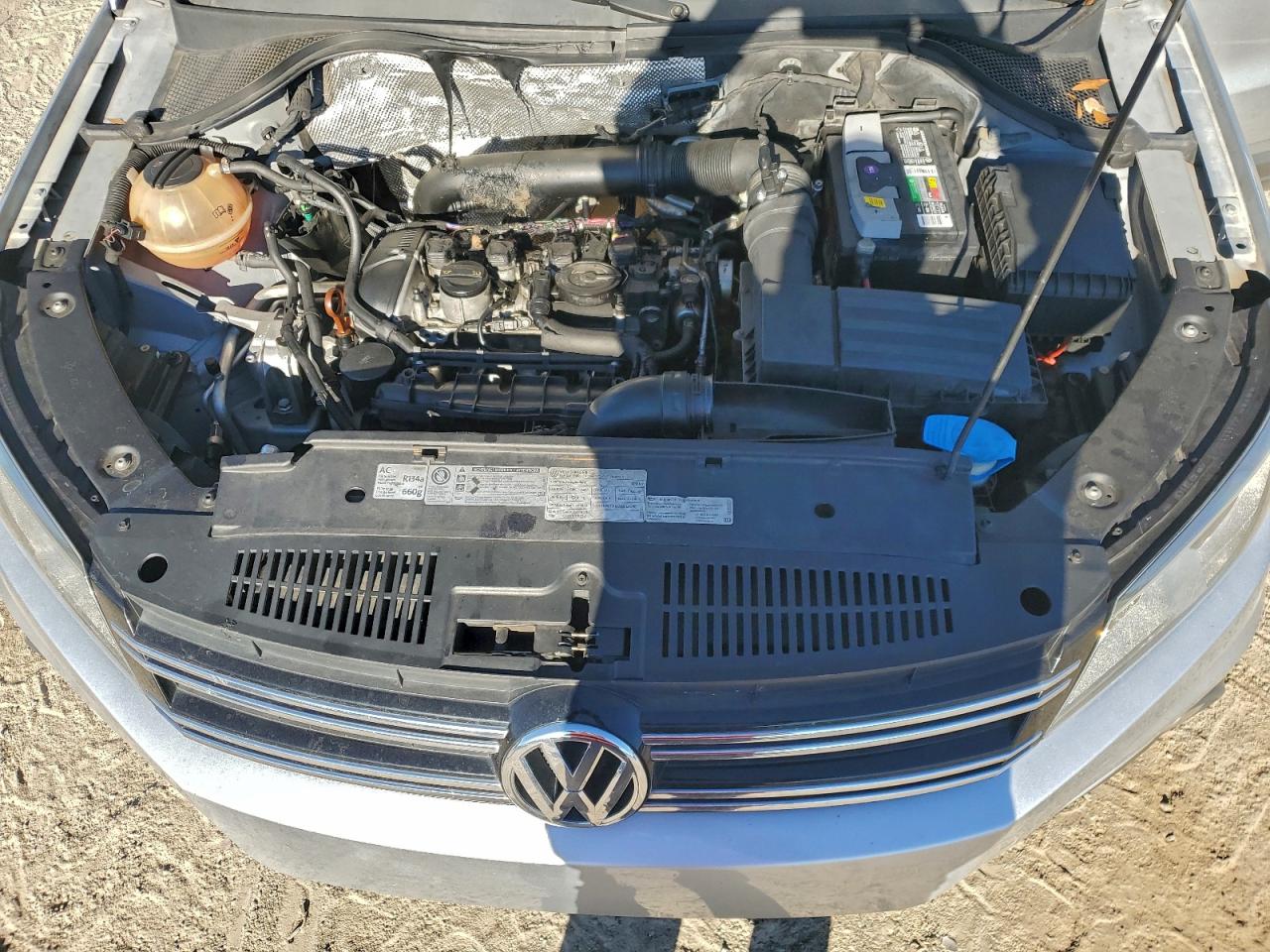 VOLKSWAGEN TIGUAN S
