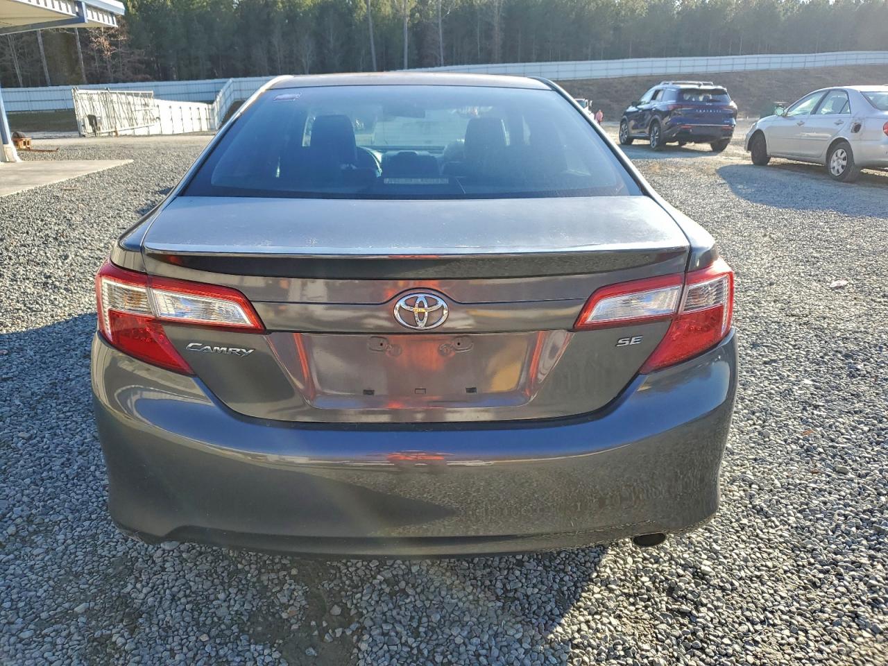TOYOTA CAMRY L