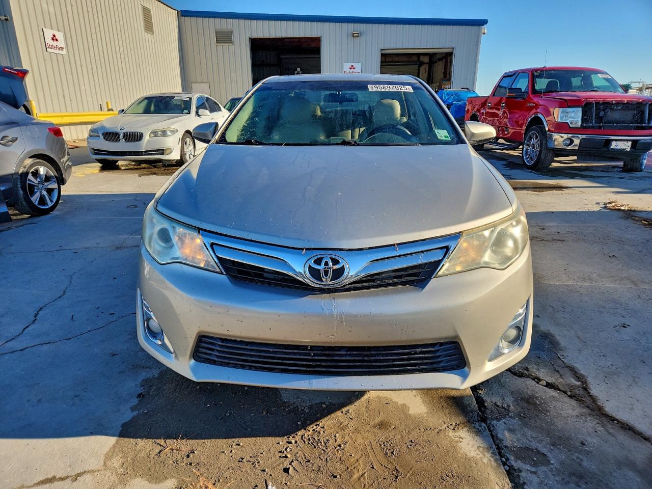 TOYOTA CAMRY L