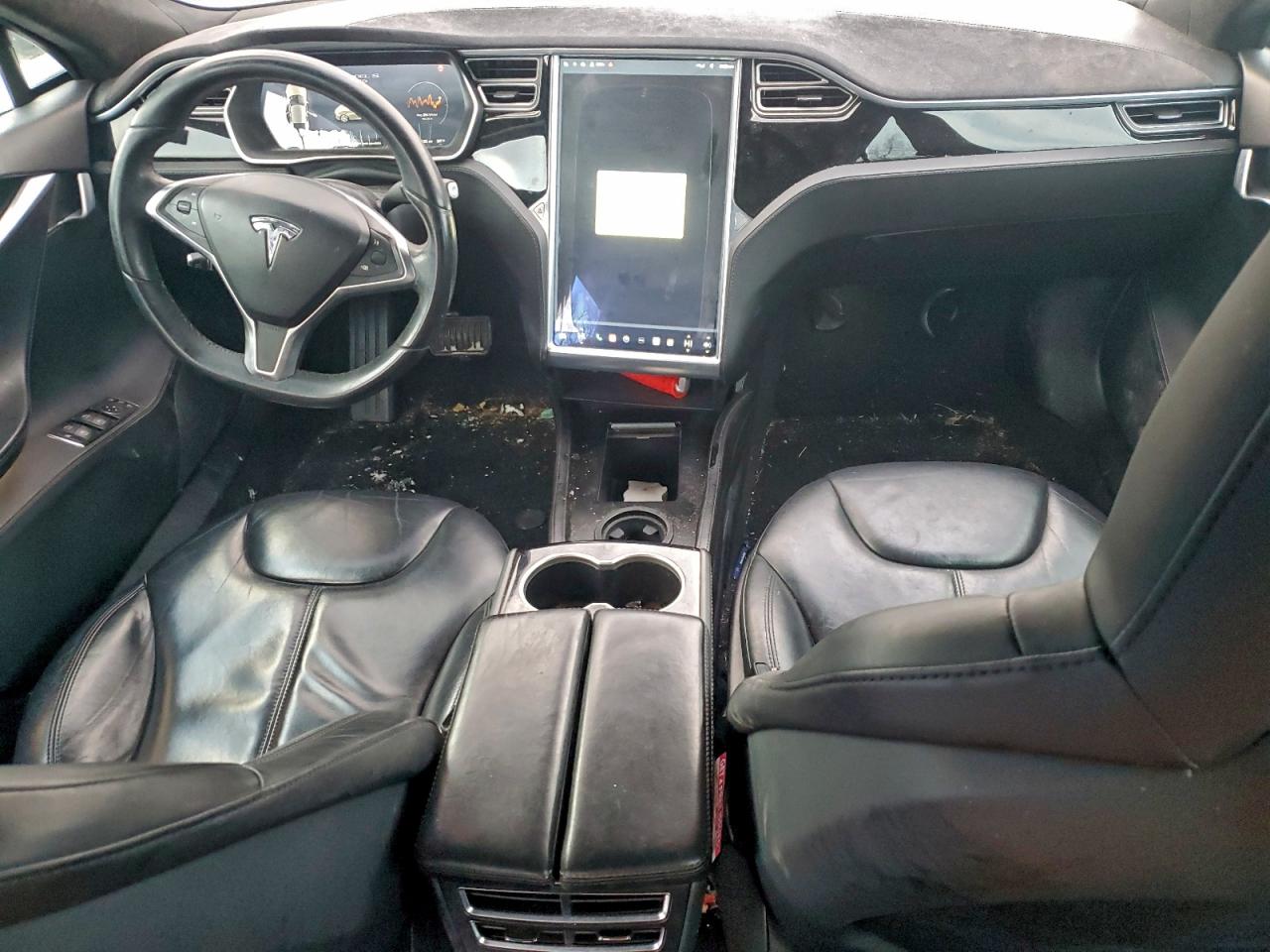 TESLA MODEL S 85D
