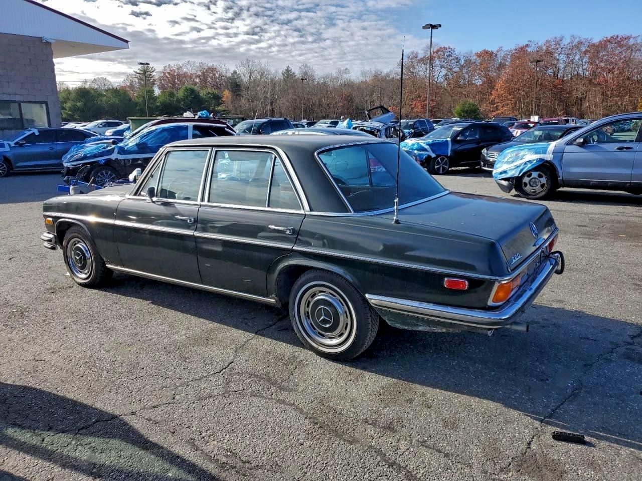 Lot #3318985914 1973 MERCEDES-BENZ 280