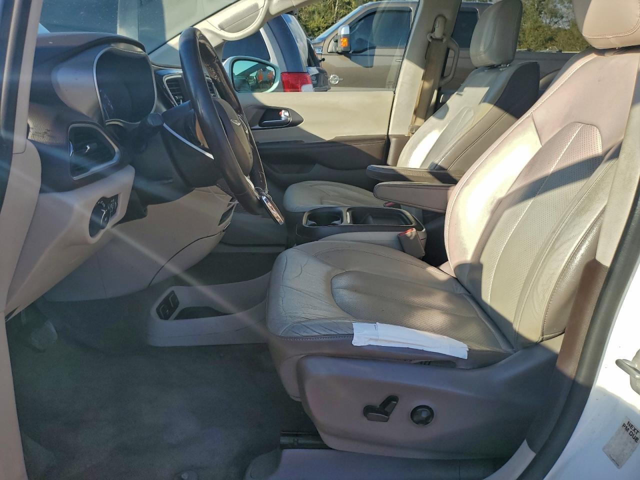 CHRYSLER PACIFICA TOURING L