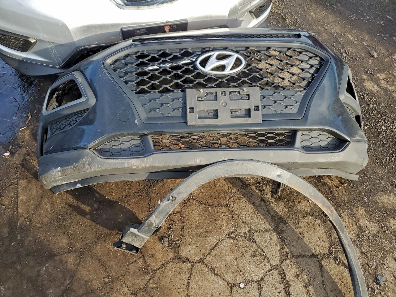 Lot #3311461336 2018 HYUNDAI KONA SE