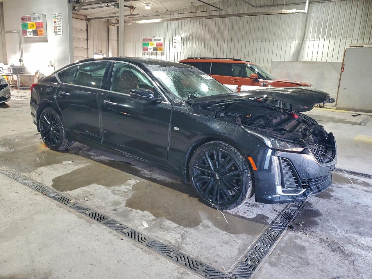 CADILLAC CT5 PREMIUM LUXURY