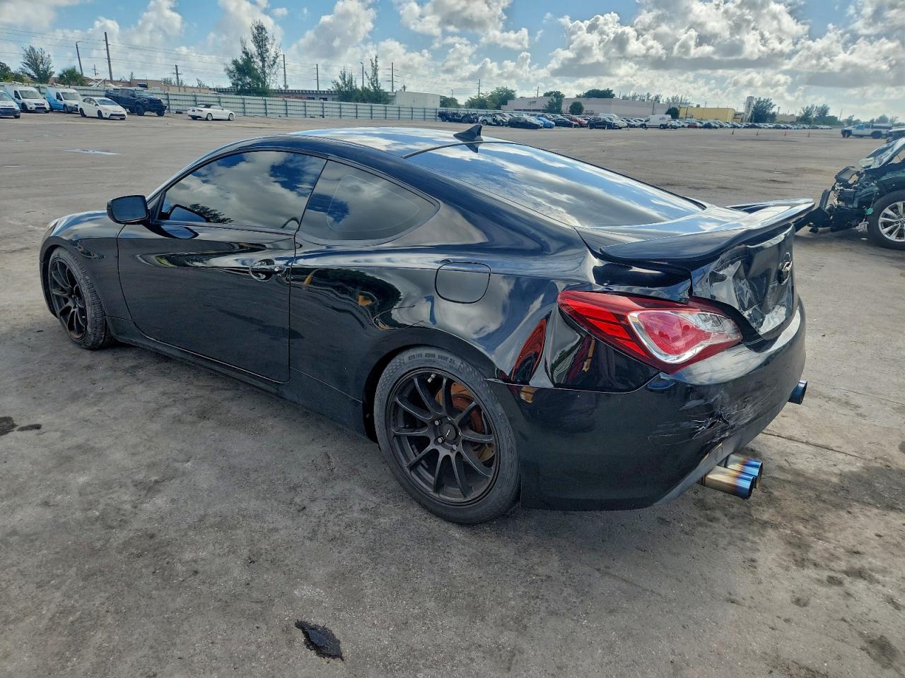 HYUNDAI GENESIS 2.0T