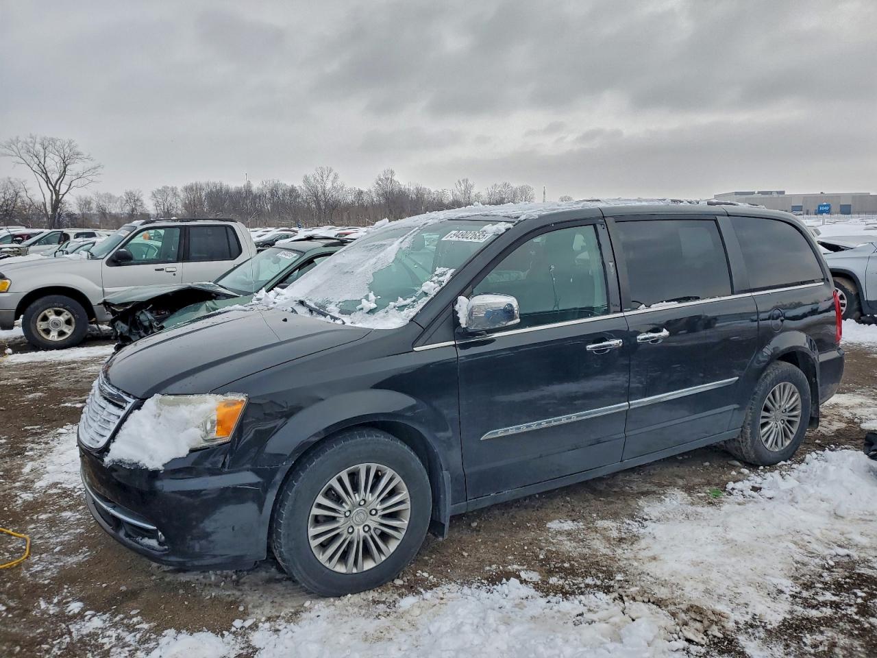 CHRYSLER TOWN & COUNTRY TOURING L
