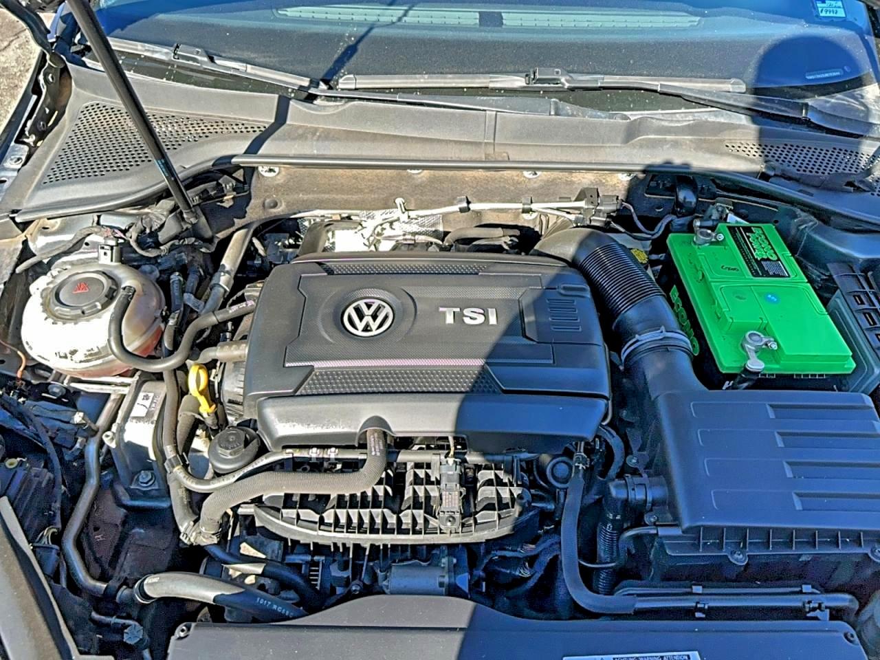 VOLKSWAGEN GOLF SPORTSVAN S