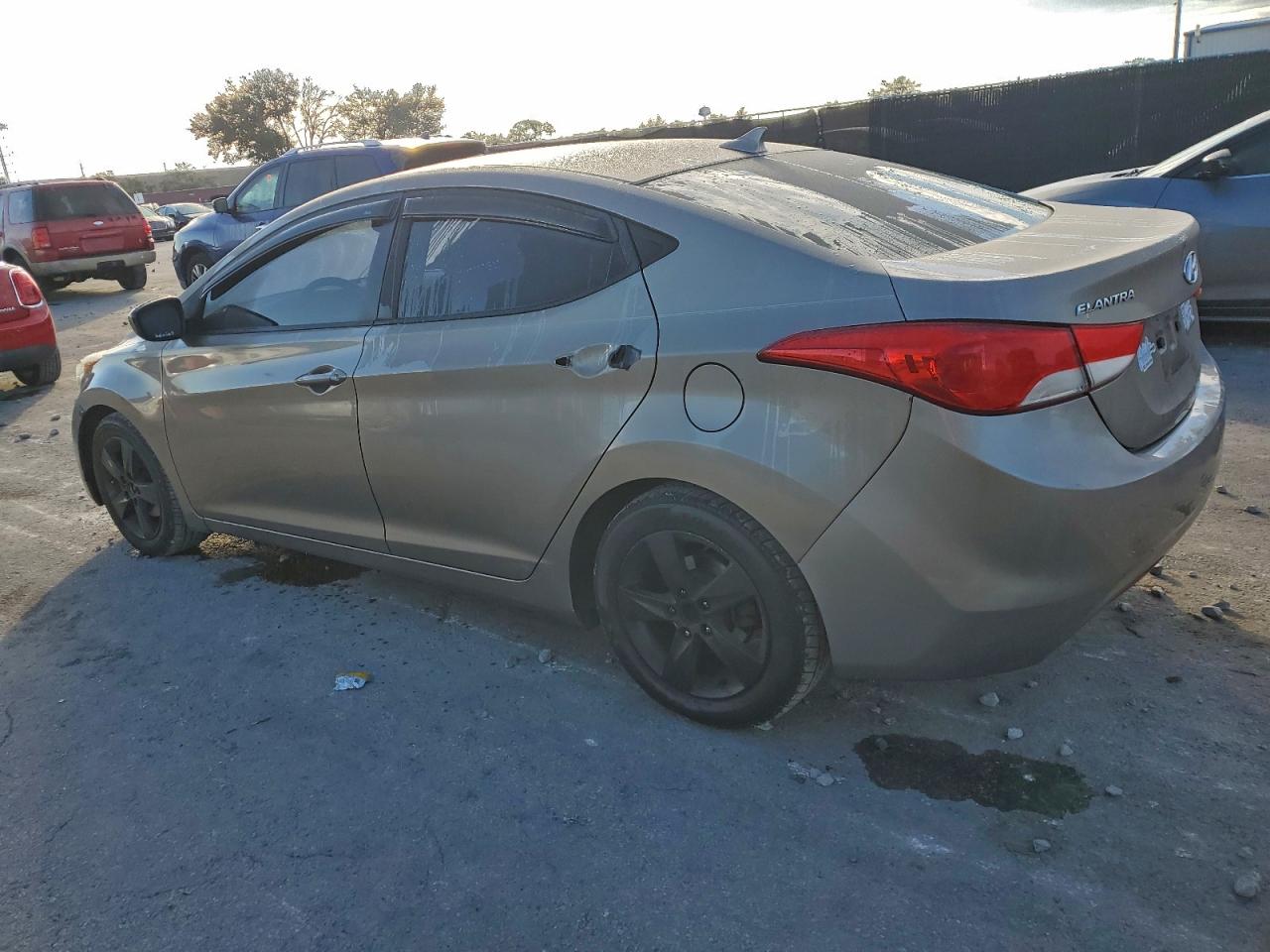 Lot #3315909137 2013 HYUNDAI ELANTRA GL