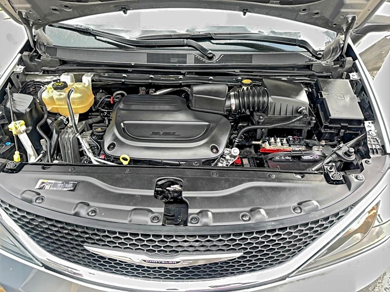 Lot #3316722436 2021 CHRYSLER VOYAGER LX