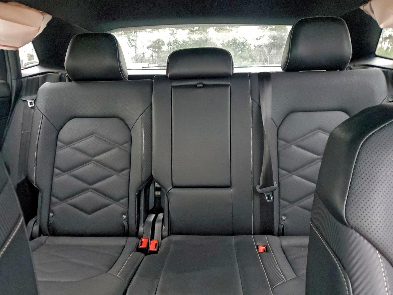 VOLKSWAGEN ATLAS CROSS SPORT SE