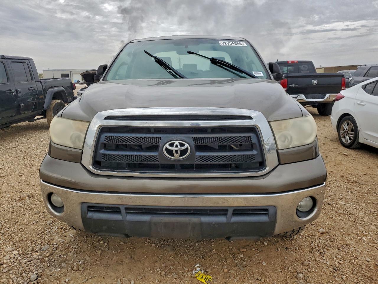TOYOTA TUNDRA DOUBLE CAB SR5