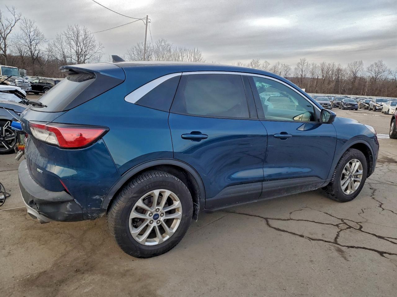 Lot #3317704067 2020 FORD ESCAPE SE