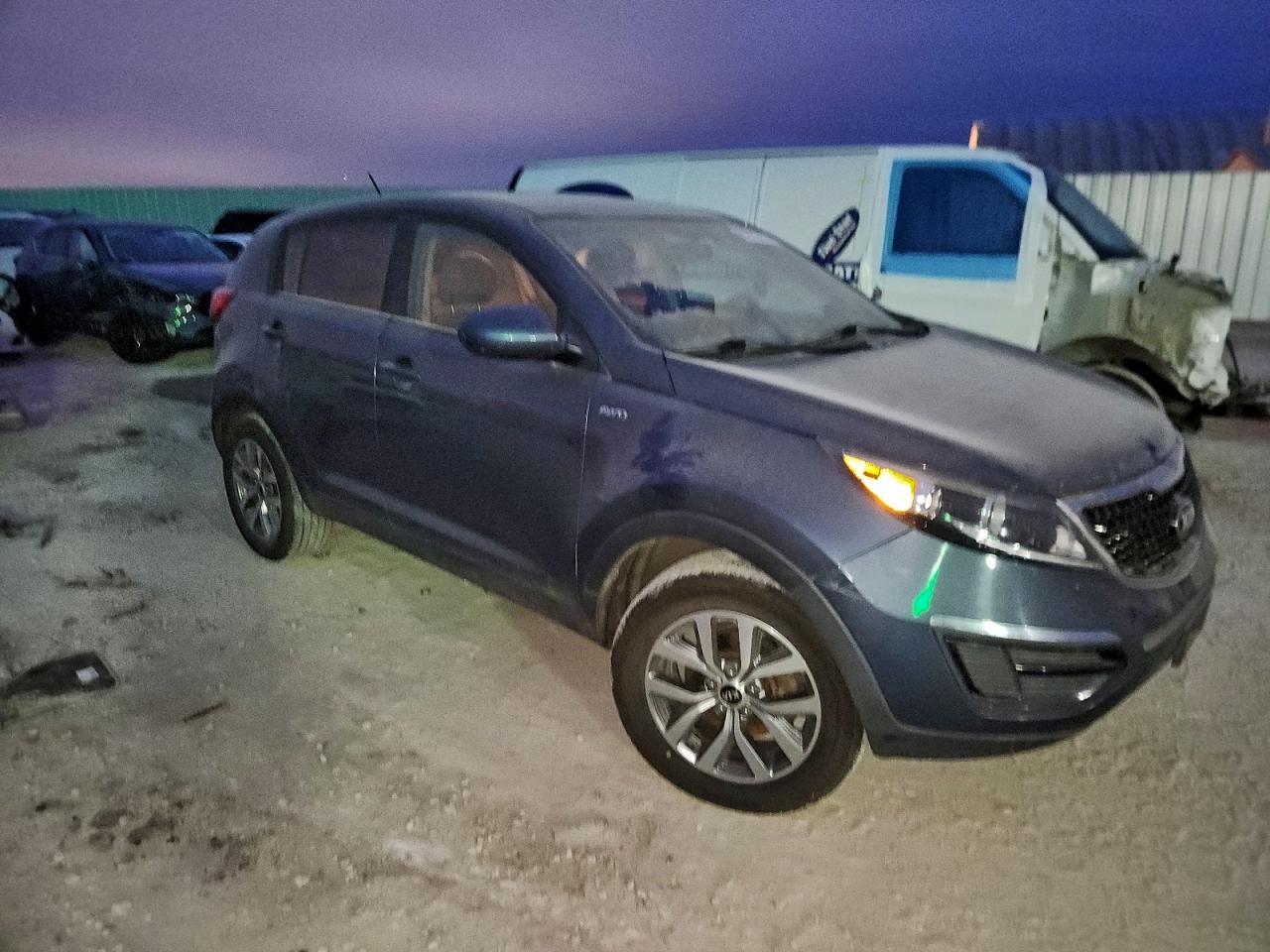 KIA SPORTAGE LX