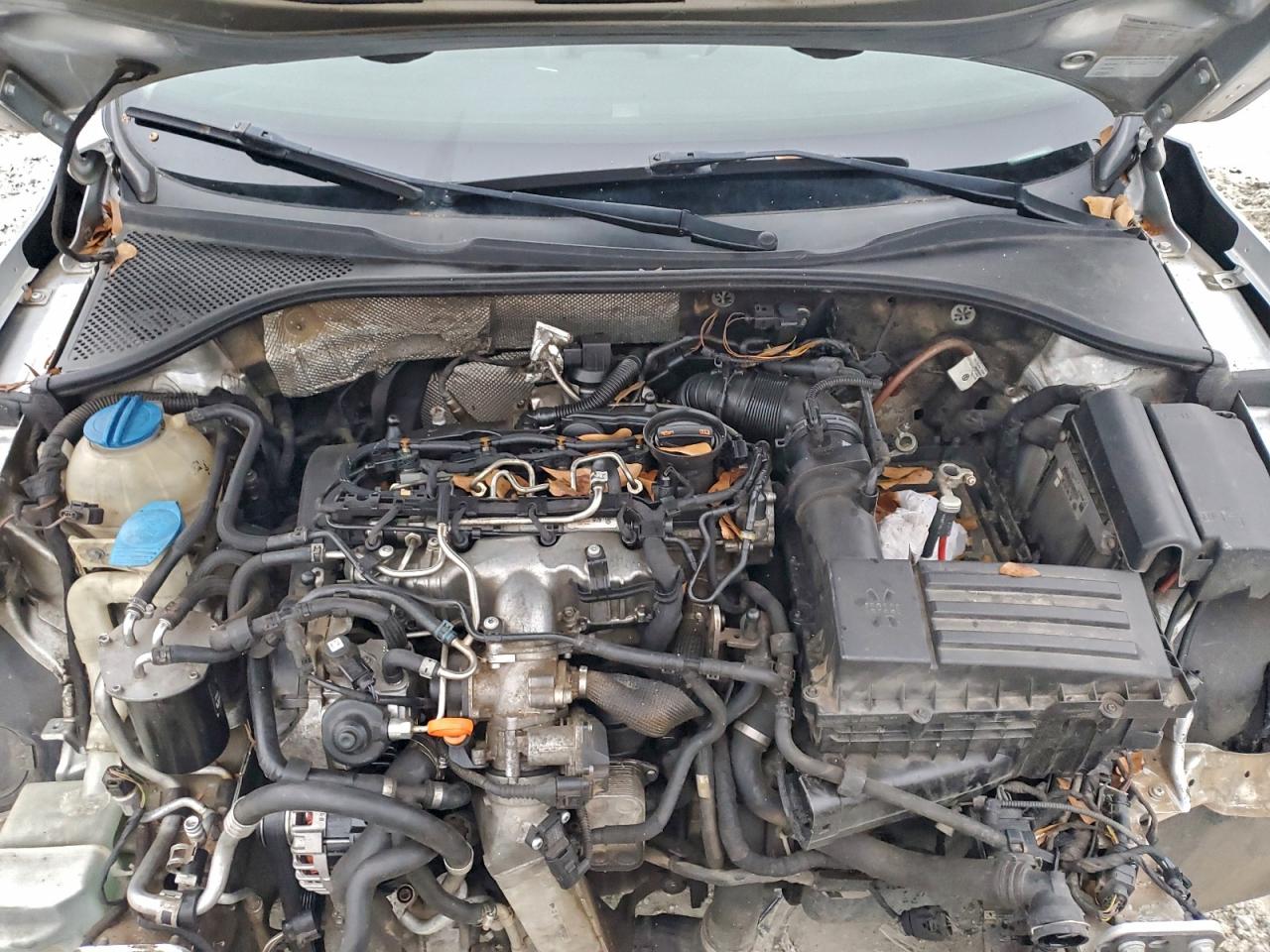 VOLKSWAGEN PASSAT SE