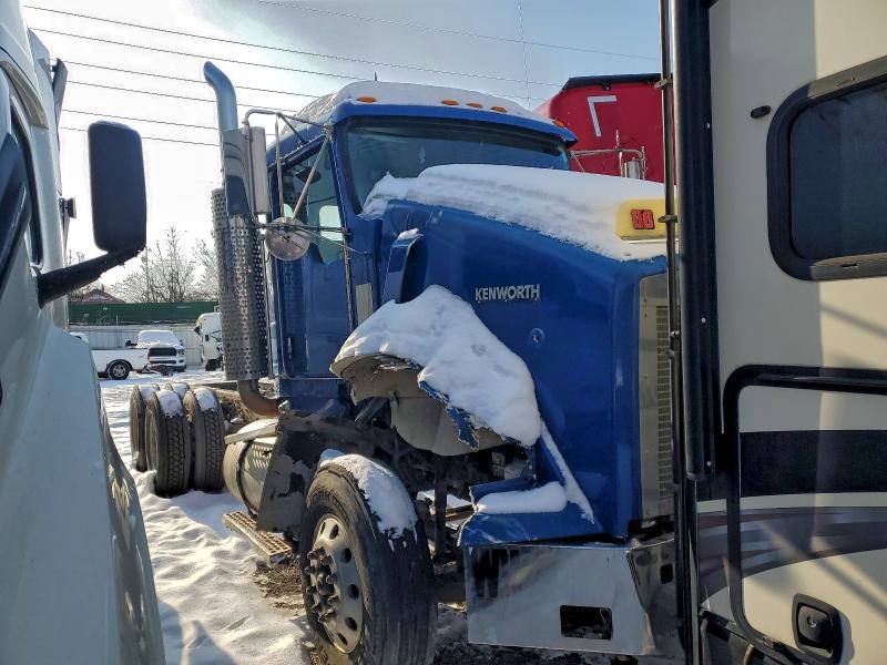 2003 KENWORTH CONSTRUCTI #3312551826