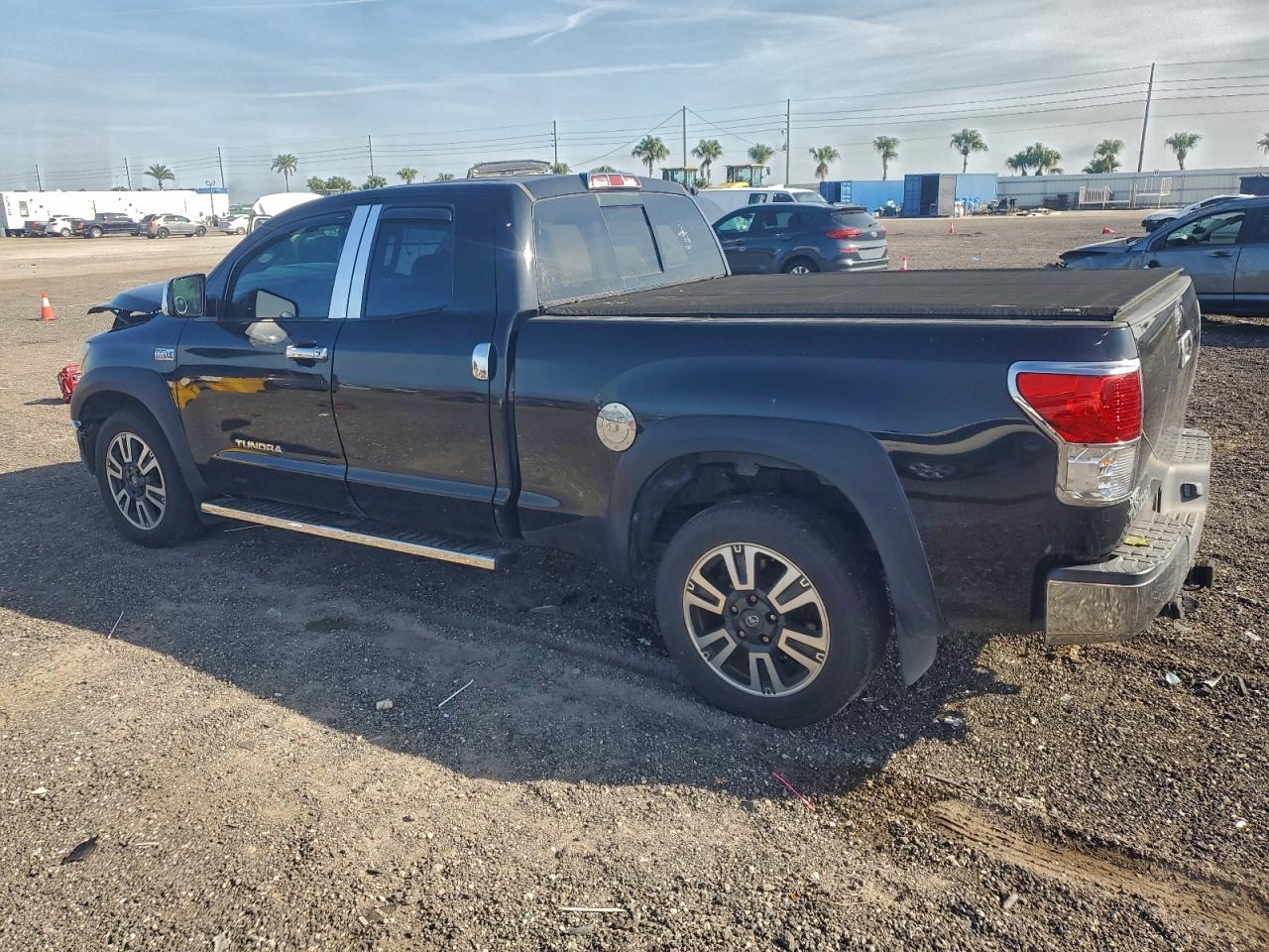 TOYOTA TUNDRA DOUBLE CAB SR5