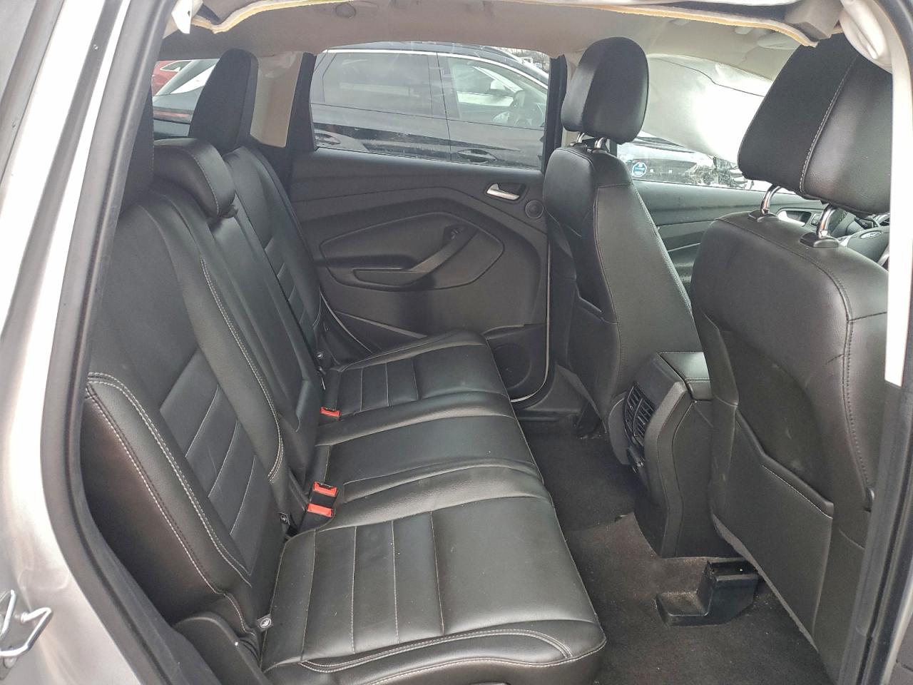 FORD ESCAPE TITANIUM