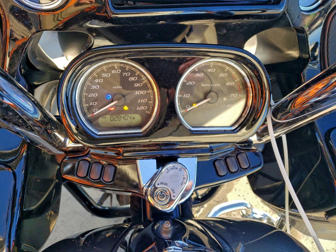 Lot #3304622439 2023 HARLEY-DAVIDSON FLTRXS