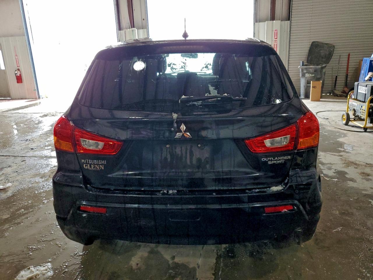 MITSUBISHI OUTLANDER ES
