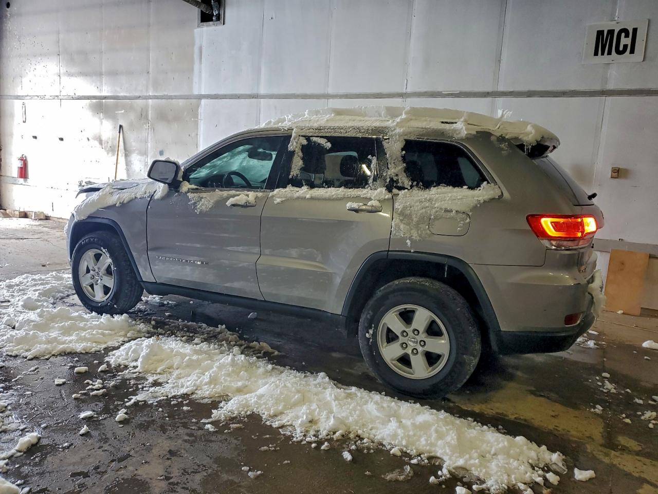 JEEP GRAND CHEROKEE LAREDO