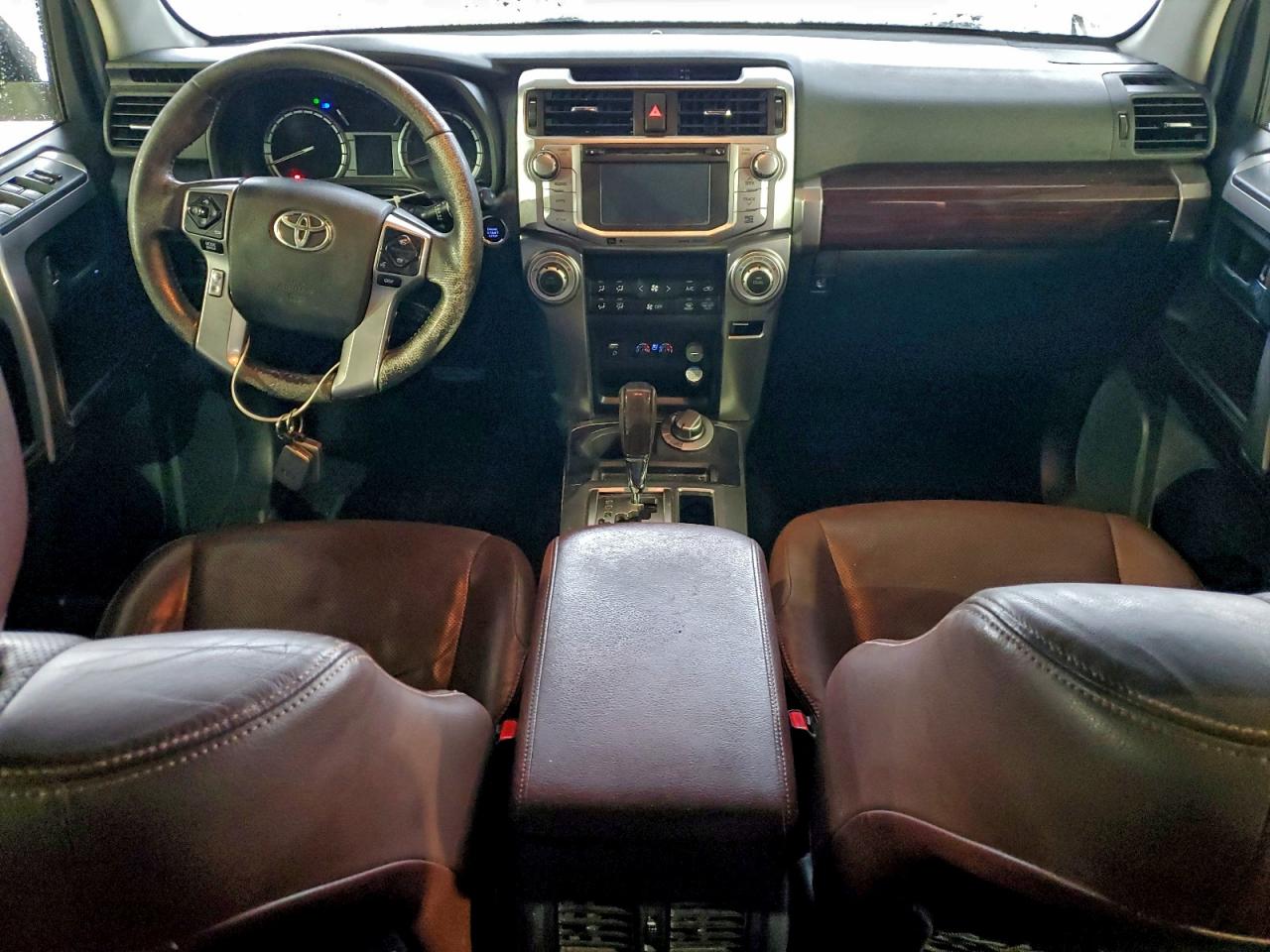 TOYOTA 4RUNNER SR5/SR5 PREMIUM