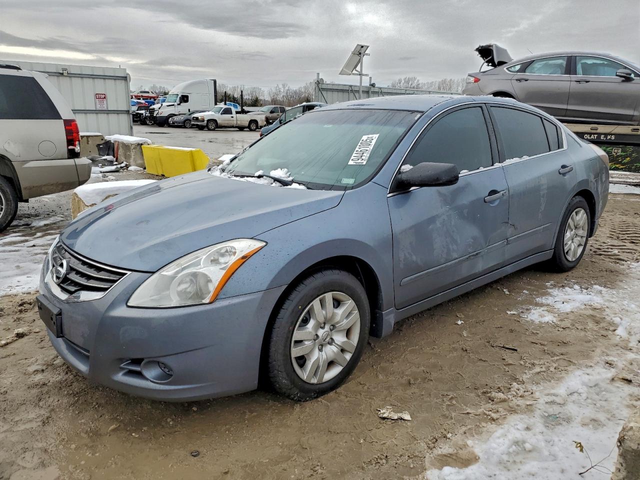 NISSAN ALTIMA BASE