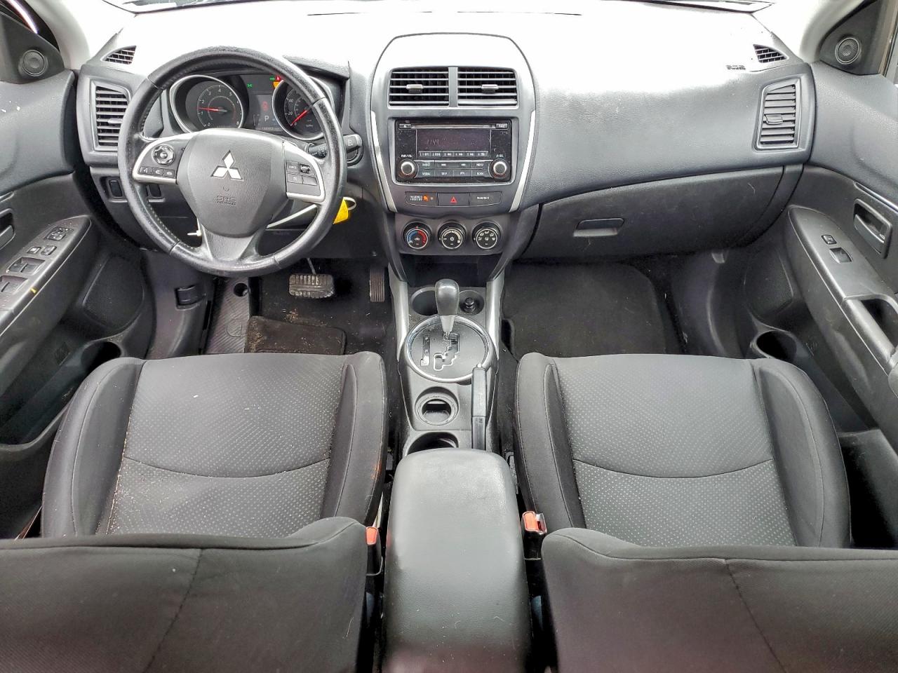 MITSUBISHI OUTLANDER ES