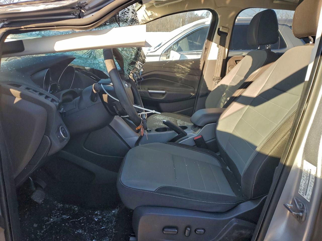 Lot #3317704110 2016 FORD ESCAPE SE