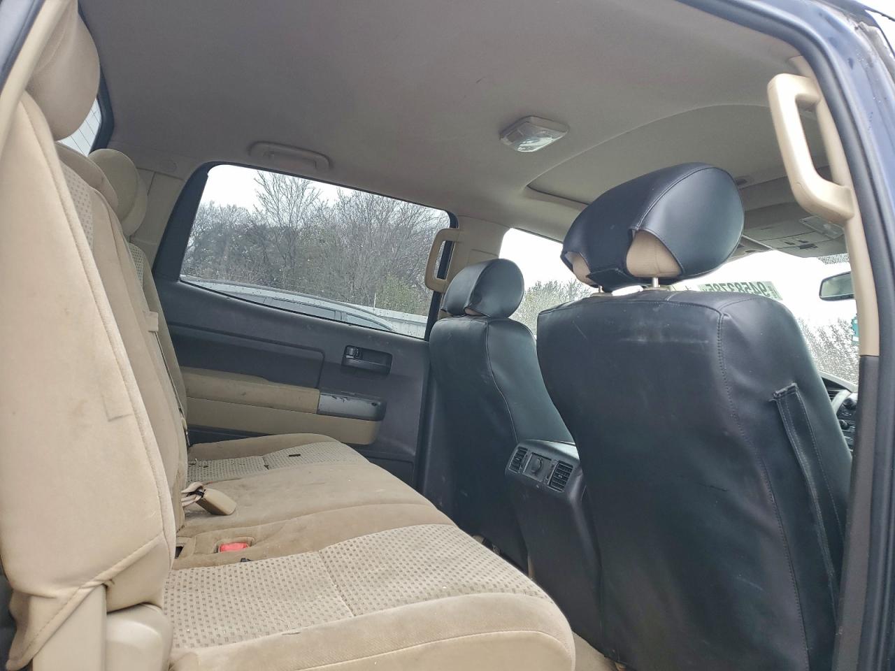 TOYOTA TUNDRA CREWMAX SR5