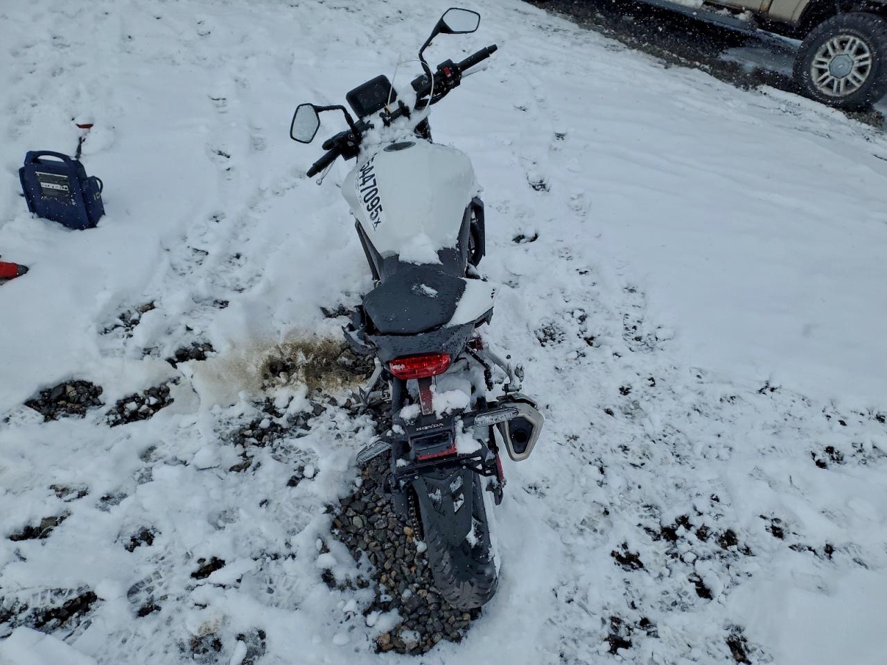 Lot #3308745060 2025 HONDA CB750 A